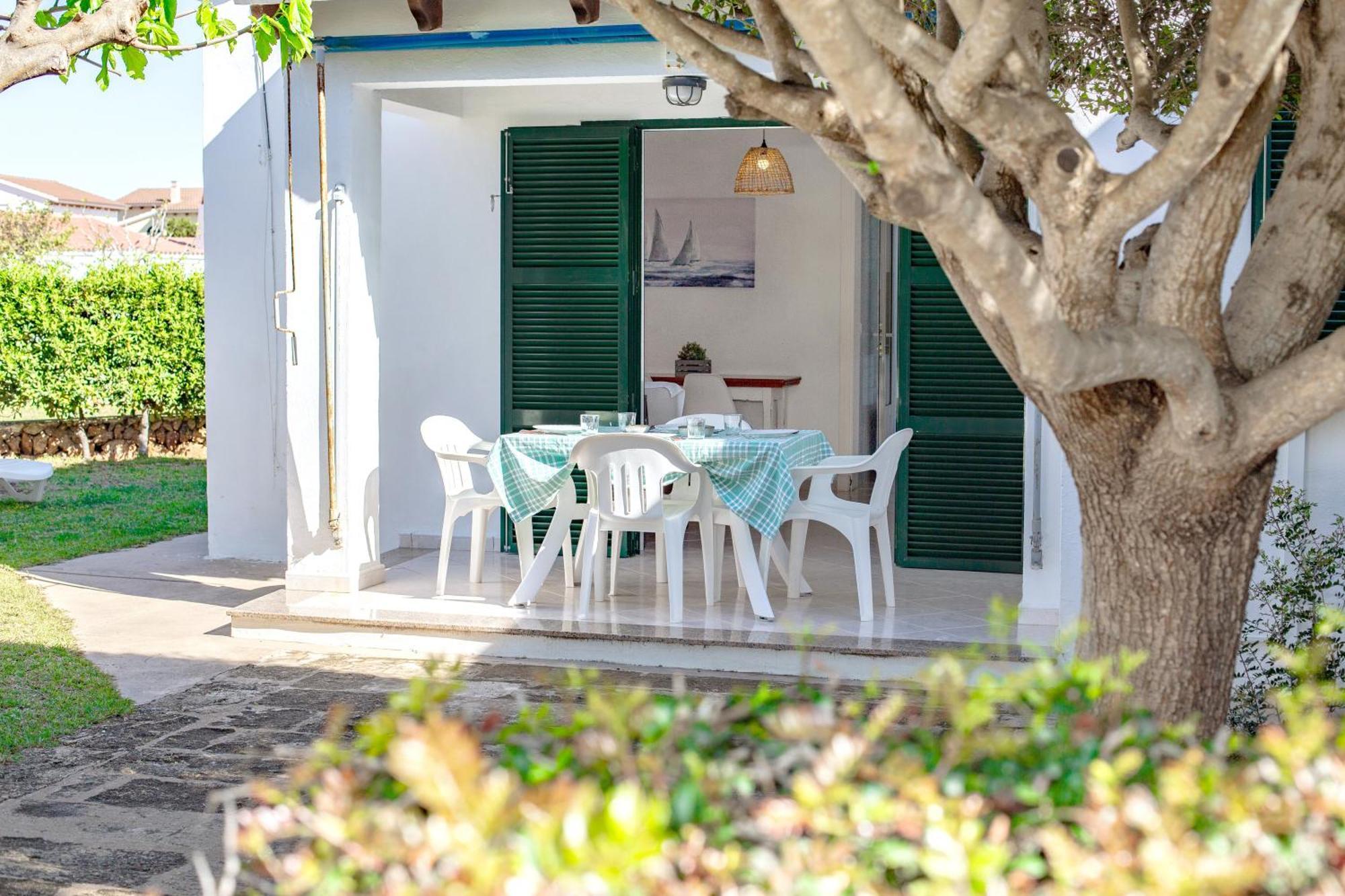 Villa Goyo Cala'N Bosch  Exterior photo