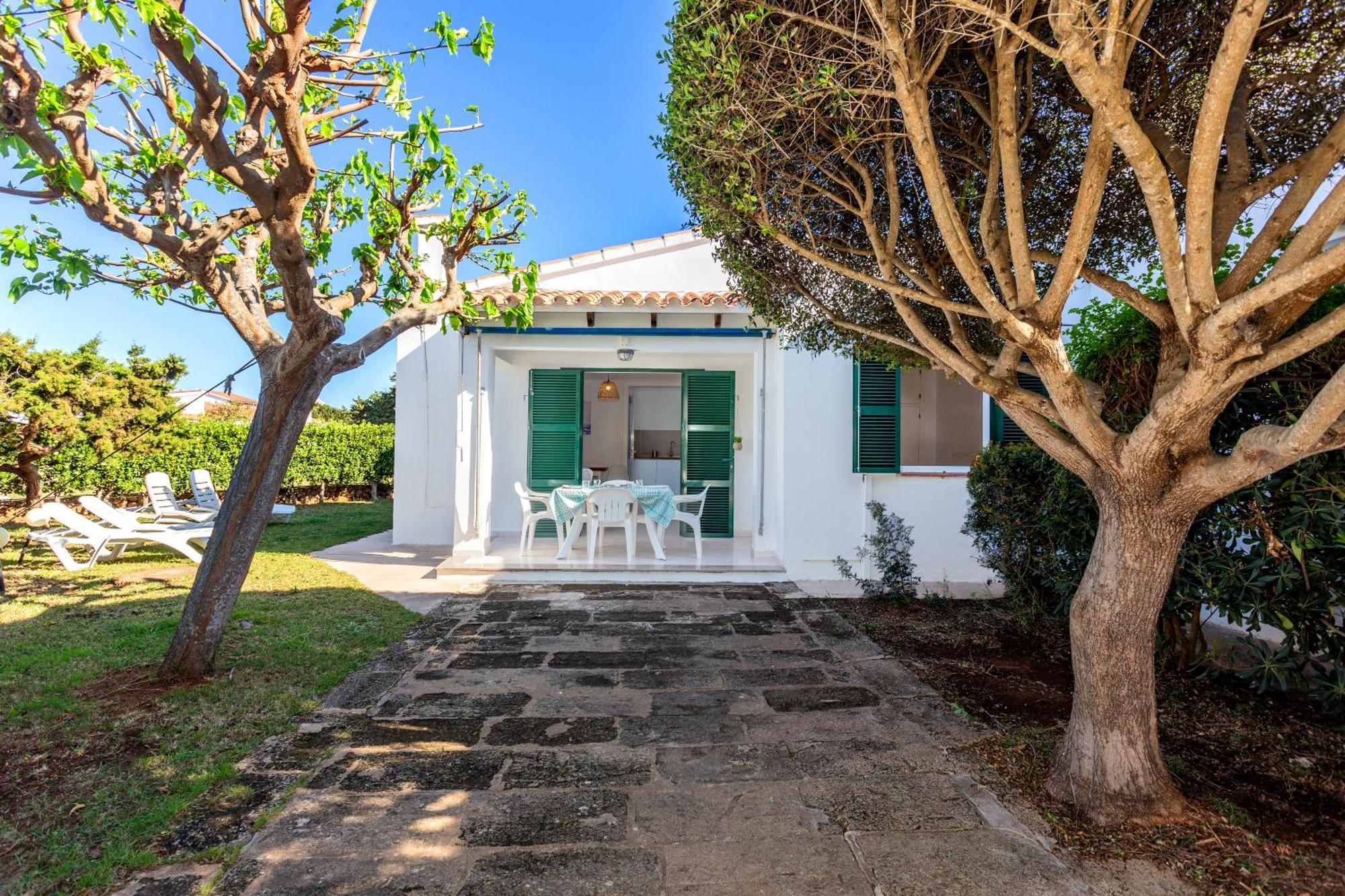Villa Goyo Cala'N Bosch  Exterior photo
