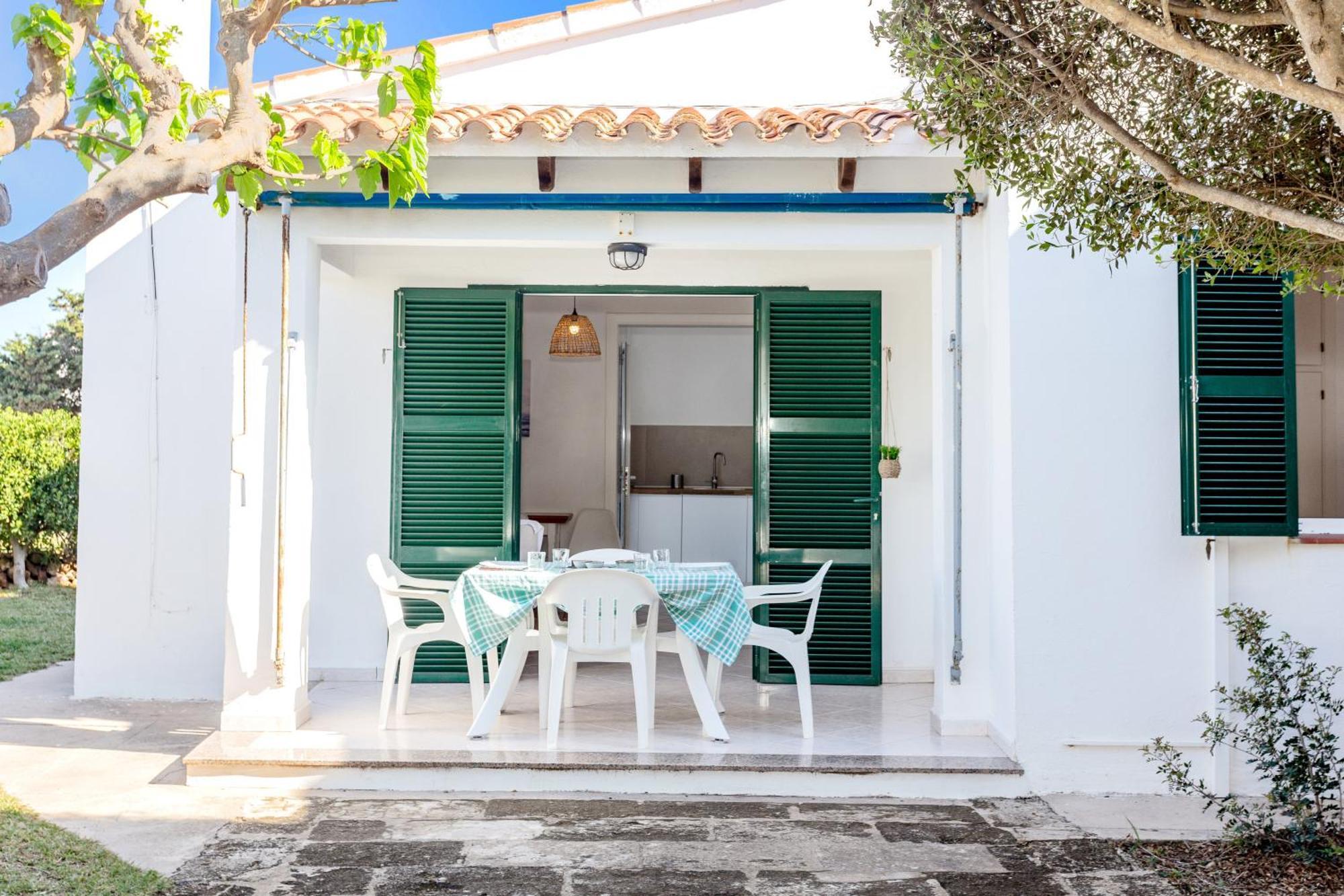 Villa Goyo Cala'N Bosch  Exterior photo